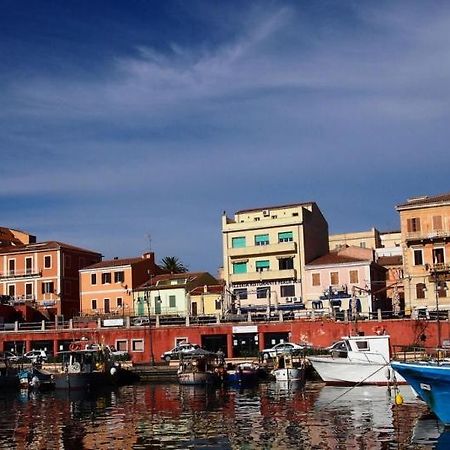 Le Scalette Bed & Breakfast La Maddalena  Exterior photo