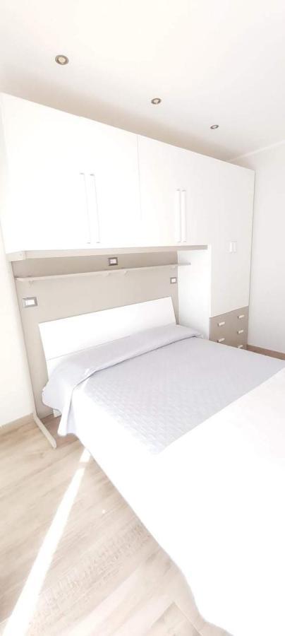 Le Scalette Bed & Breakfast La Maddalena  Exterior photo